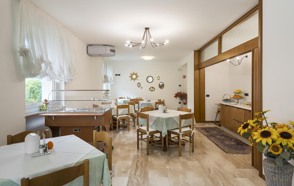 Hotel Villa Al Vento Torbole Sul Garda Exterior foto